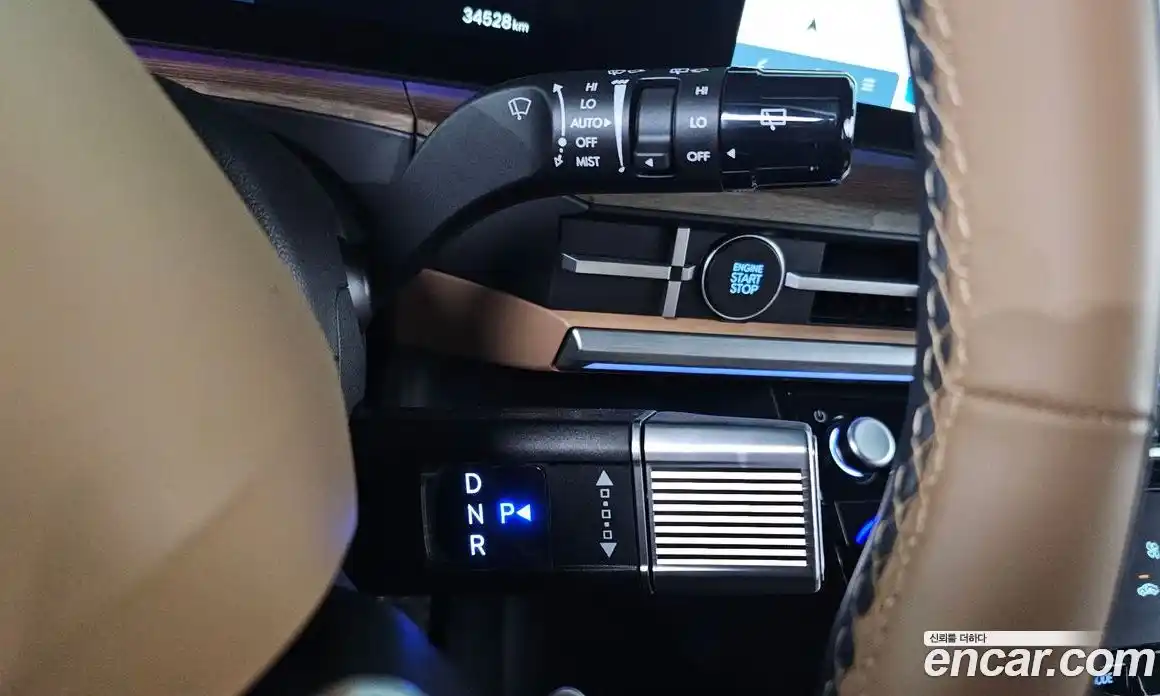 Hyundai Santa Fe 2024 1.6 Автомат в Москве № 382723, фото 9