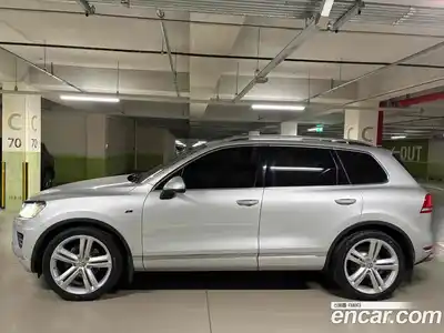 Volkswagen Touareg 2014 3.0 Автомат в Москве № 383395, миниатюра 2
