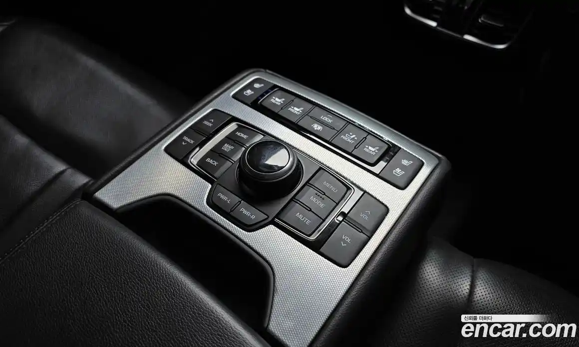 Genesis G80 2017 3.3 Автомат в Москве № 386699, фото 19