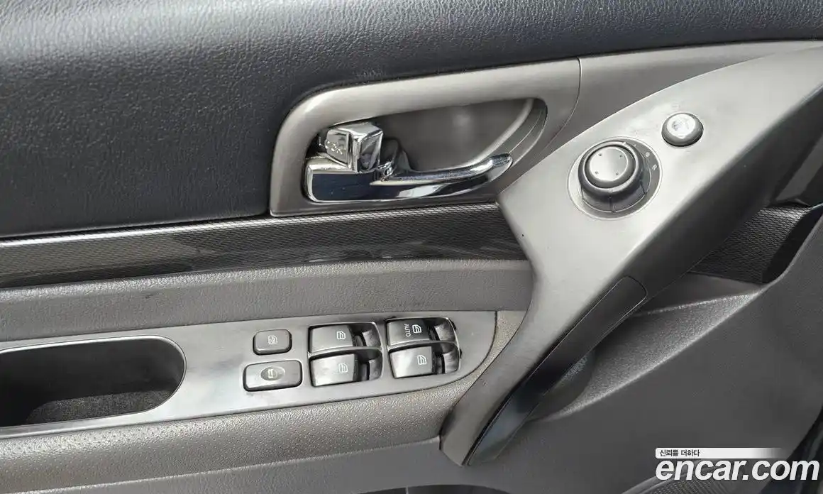 SsangYong Korando 2015 2.0 Автомат в Москве № 389123, фото 15