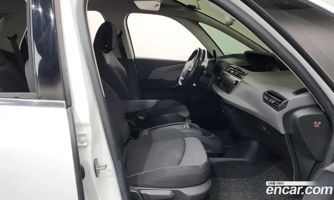 Citroen C4 Picasso 2017 1.6 Автомат в Москве № 392773, фото 11