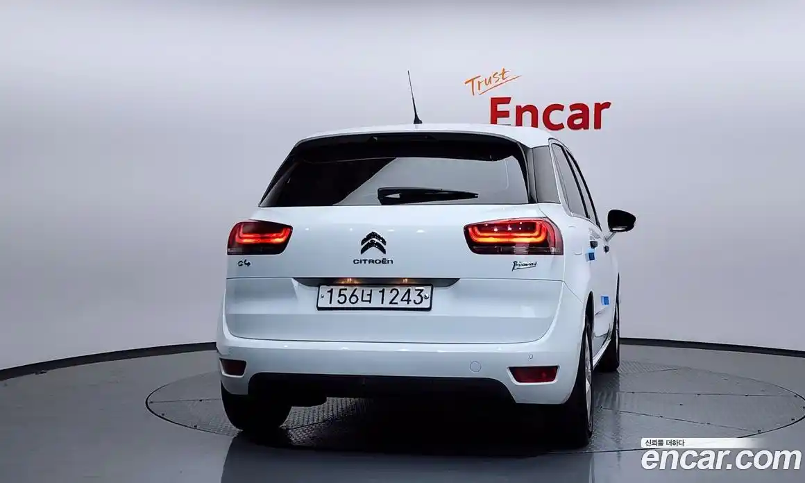 Citroen C4 Picasso 2017 1.6 Автомат в Москве № 392773, фото 4
