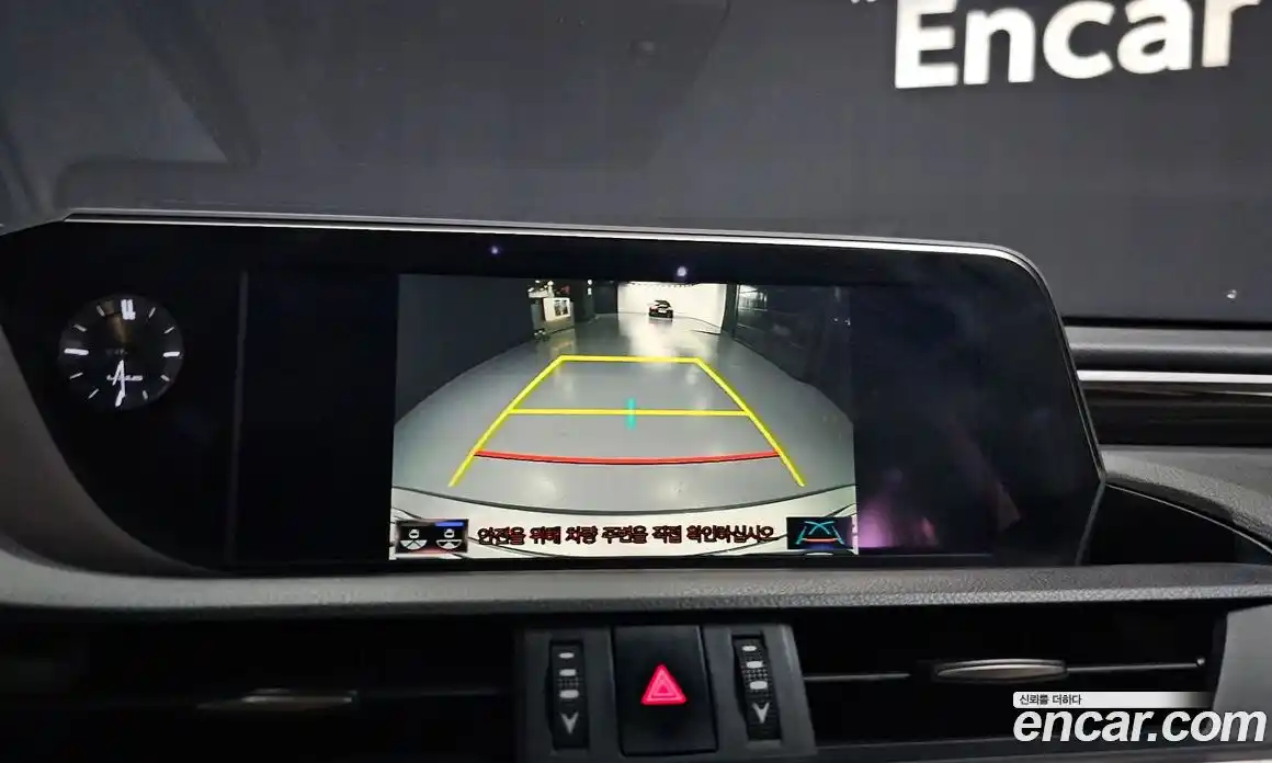 Lexus ES 2019 2.5 Автомат в Москве № 398062, фото 15