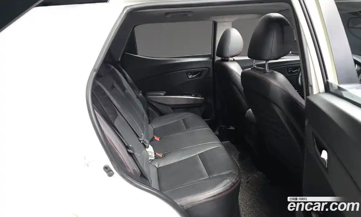 SsangYong TIBOLI 2018 1.6 Автомат в Москве № 407997, фото 12