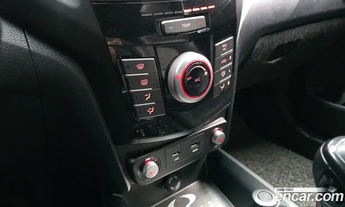 SsangYong TIBOLI 2018 1.6 Автомат в Москве № 407997, фото 16