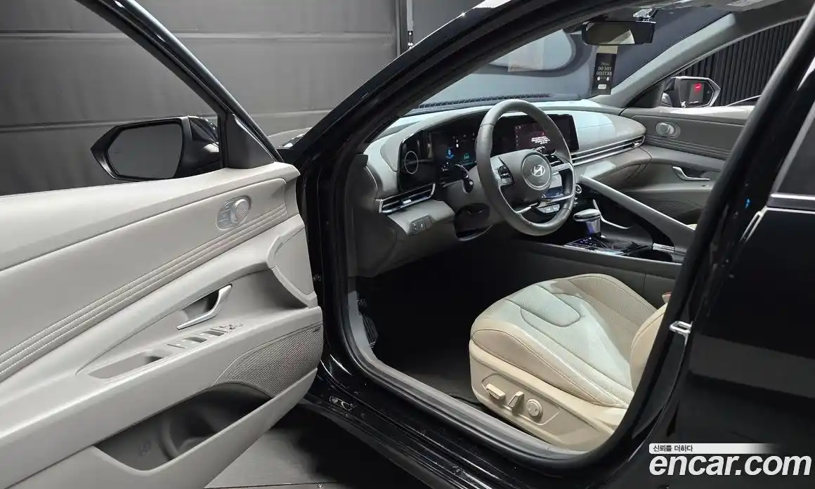 Hyundai Avante 2024 1.6 Автомат в Москве № 46591, фото 15