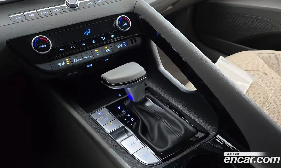 Hyundai Avante 2024 1.6 Автомат в Москве № 46591, фото 7