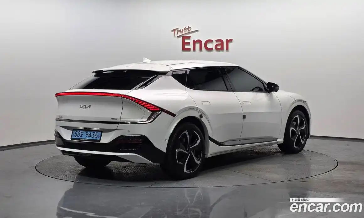 Kia EV6 2022 0.1 Автомат в Москве № 50841, фото 14