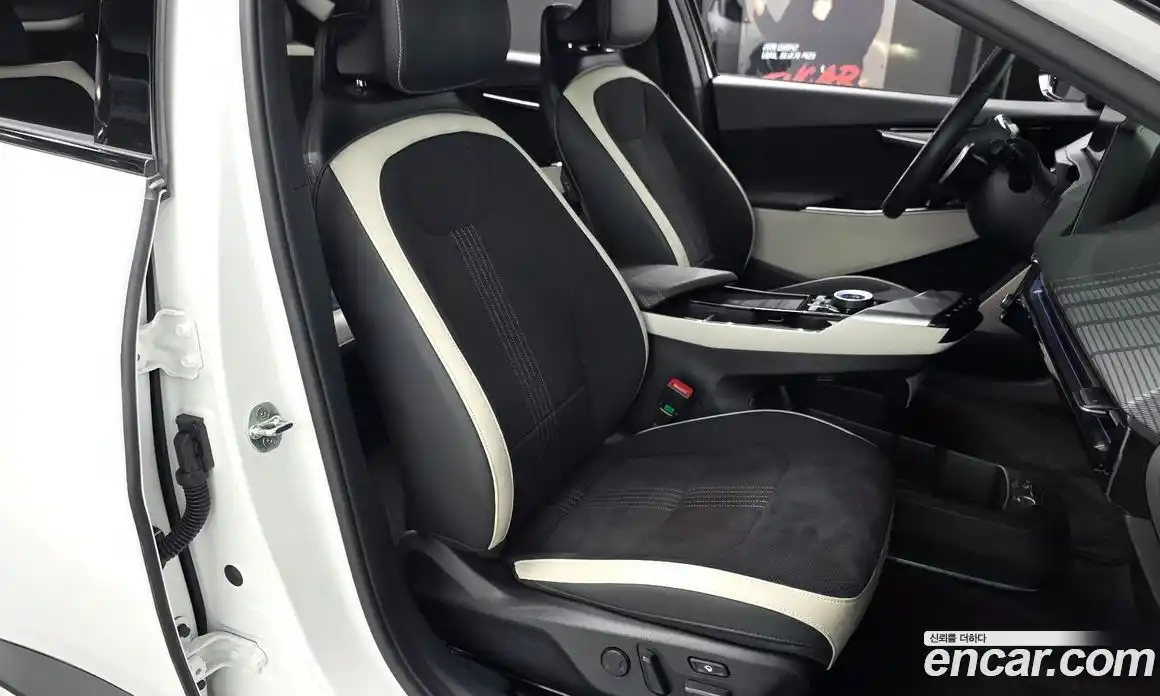 Kia EV6 2022 0.1 Автомат в Москве № 50841, фото 9