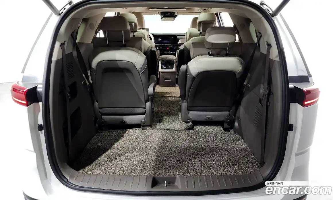 Kia Canival 2021 3.5 Автомат в Москве № 53028, фото 19