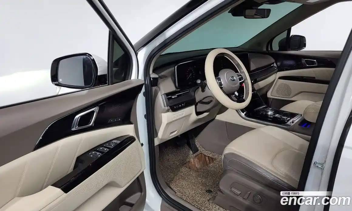 Kia Canival 2021 3.5 Автомат в Москве № 53028, фото 9