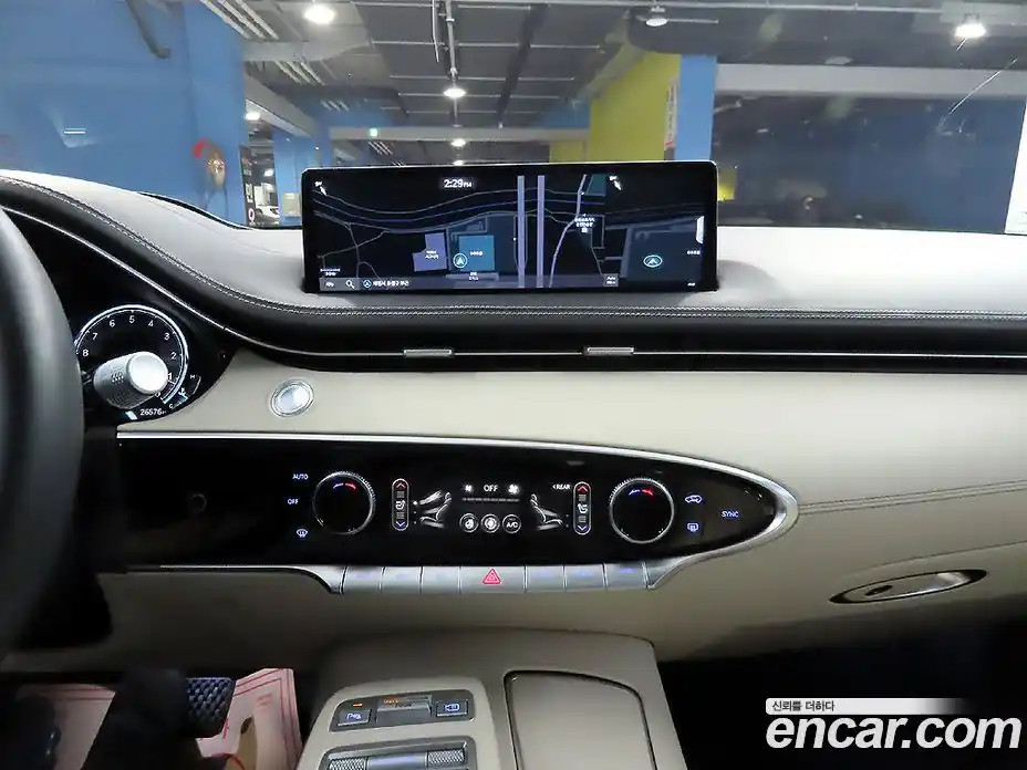 Genesis GV70 2023 2.5 Автомат в Москве № 56849, фото 12