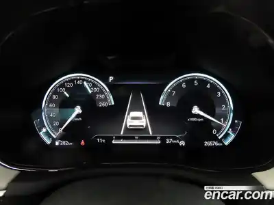 Genesis GV70 2023 2.5 Автомат в Москве № 56849, миниатюра 9