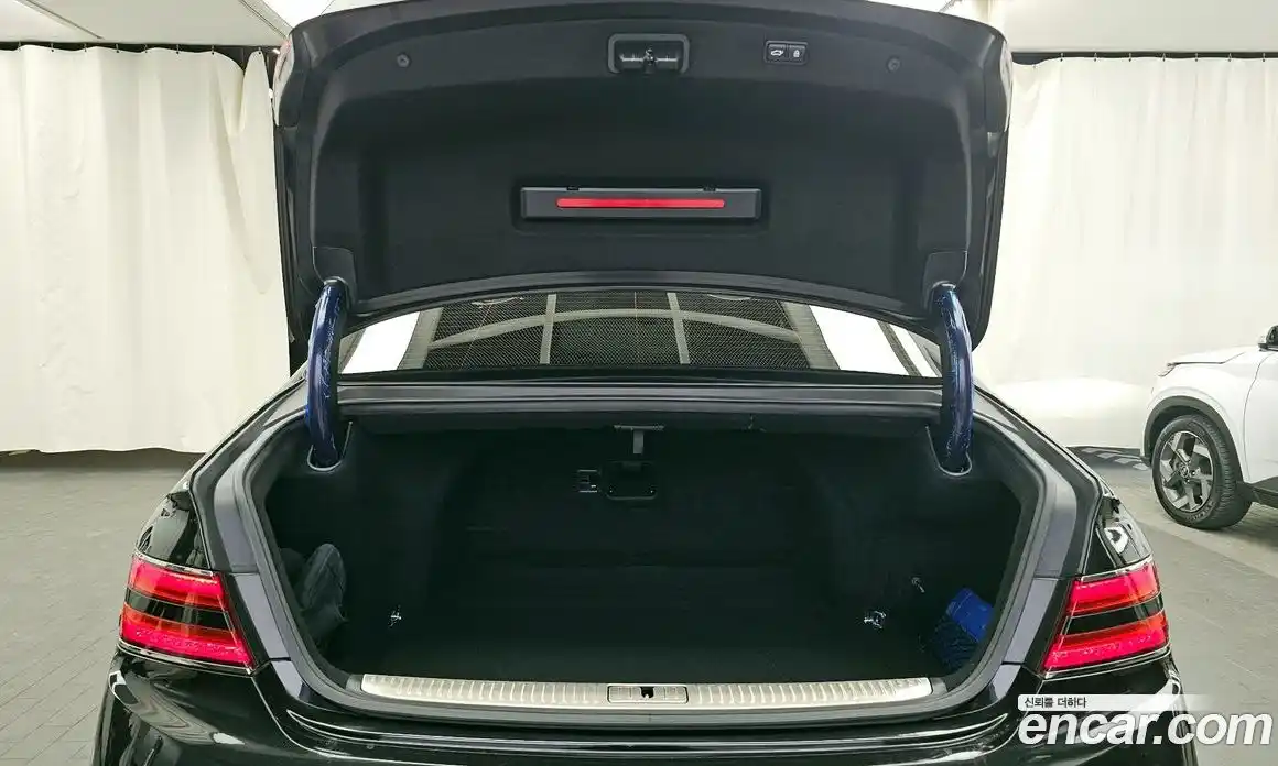 Genesis G90 2019 5.0 Автомат в Москве № 59450, фото 4