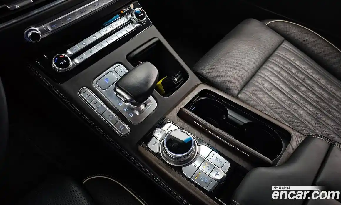 Genesis G90 2019 5.0 Автомат в Москве № 59450, фото 9