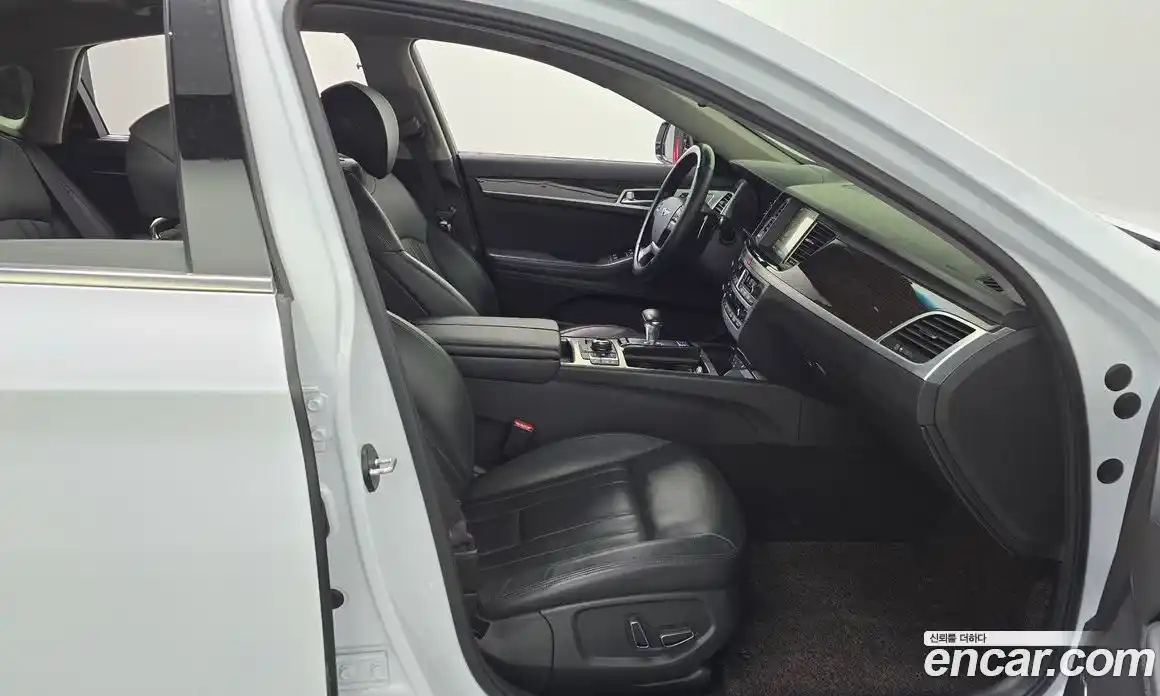 Genesis G80 2018 3.3 Автомат в Москве № 85740, фото 11