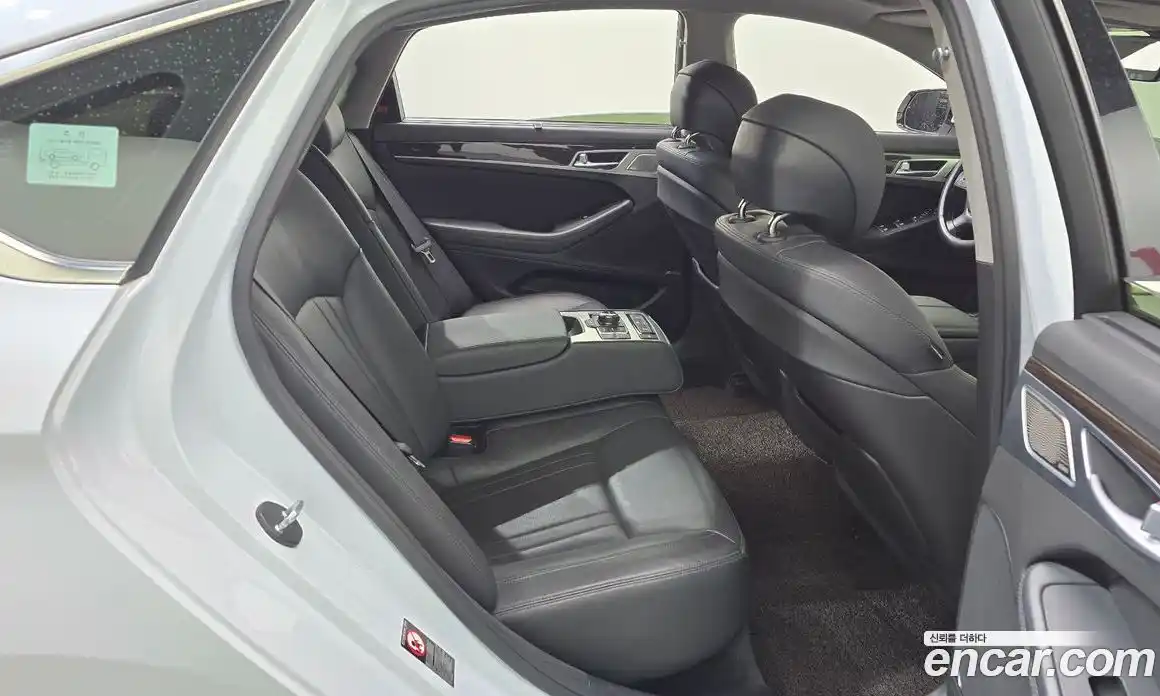 Genesis G80 2018 3.3 Автомат в Москве № 85740, фото 12