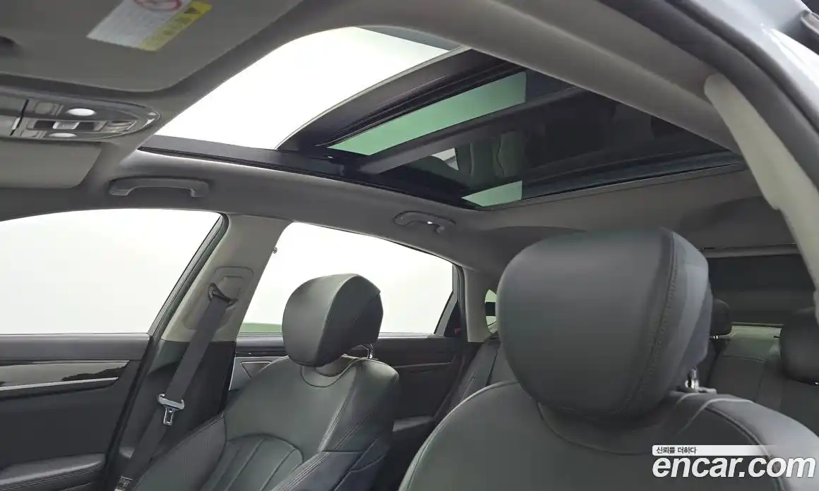 Genesis G80 2018 3.3 Автомат в Москве № 85740, фото 19