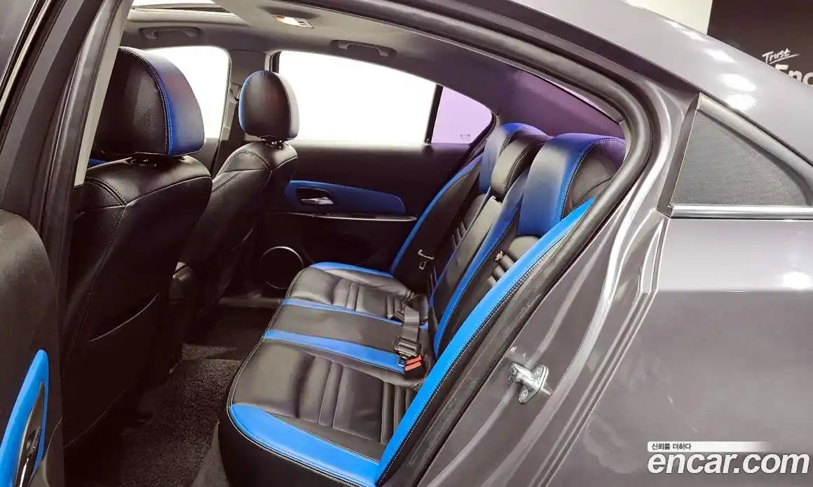 Chevrolet Cruze 2011 1.6 Автомат в Москве № 97818, фото 19