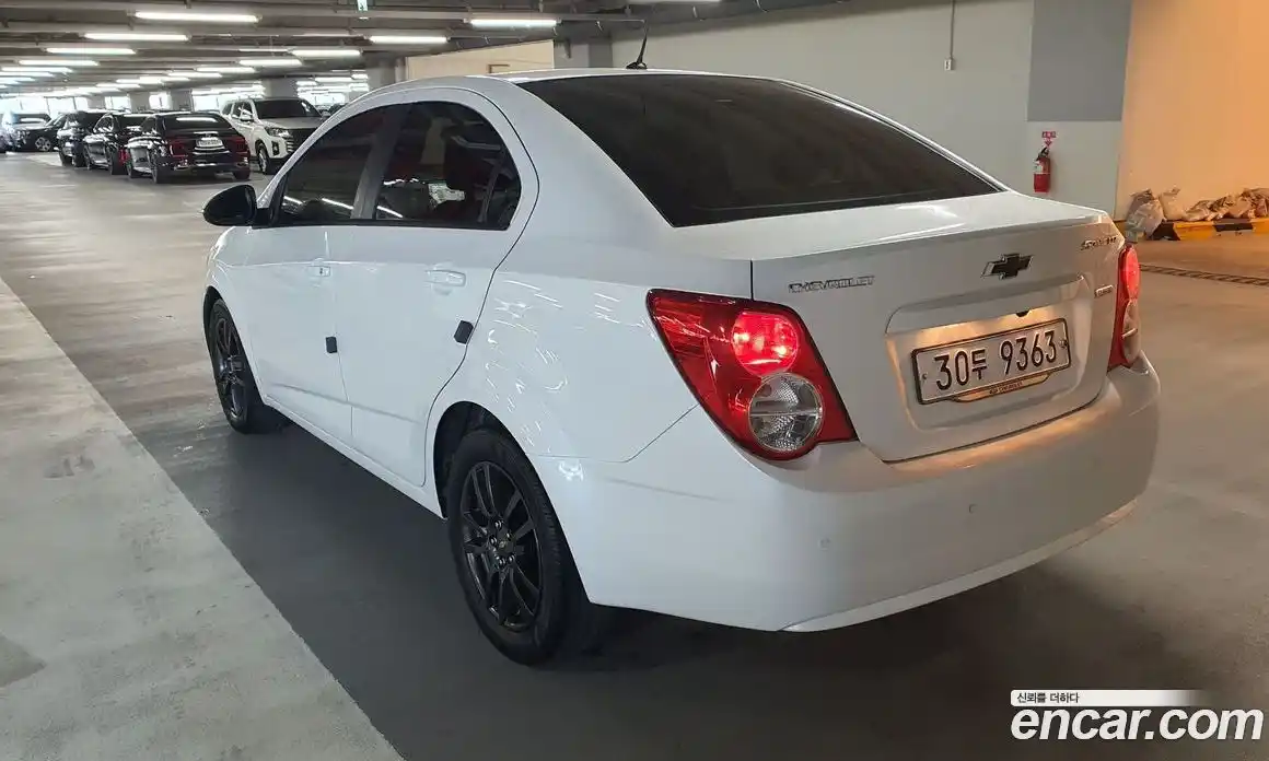 Chevrolet Aveo 2015 1.4 Механическая в Москве № 103984, фото 4