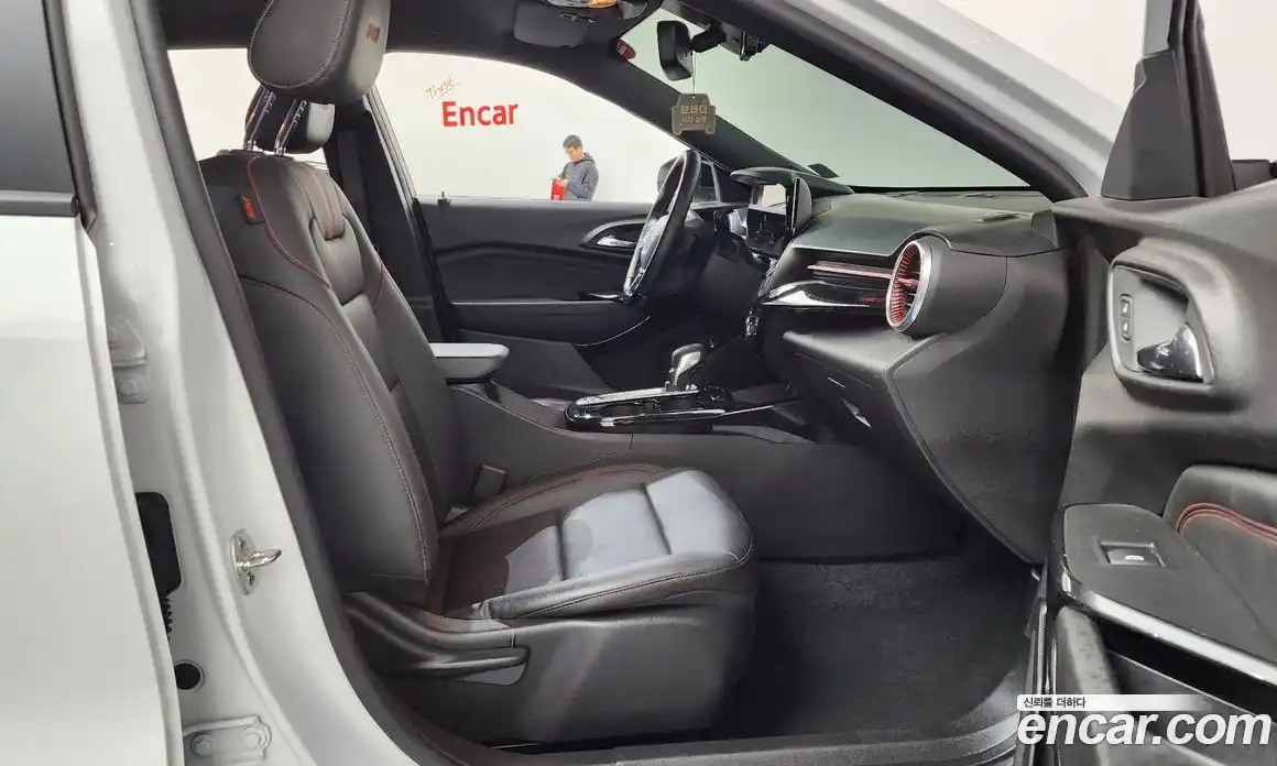 Chevrolet Trax 2024 1.2 Автомат в Москве № 104233, фото 1