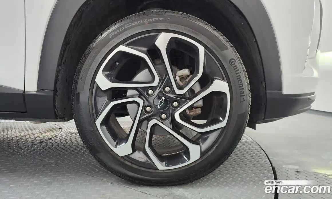 Chevrolet Trax 2024 1.2 Автомат в Москве № 104233, фото 3