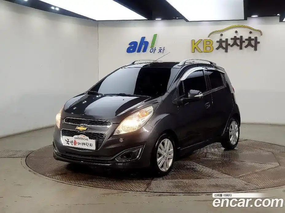 Chevrolet Spark 2015 1.0 Вариатор в Москве № 105388, фото 1