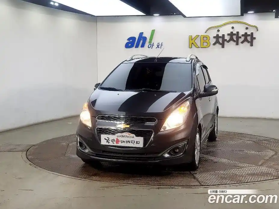 Chevrolet Spark 2015 1.0 Вариатор в Москве № 105388, фото 2