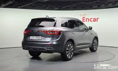 Renault QM6 2017 2.0 Автомат в Москве № 105972, миниатюра 9