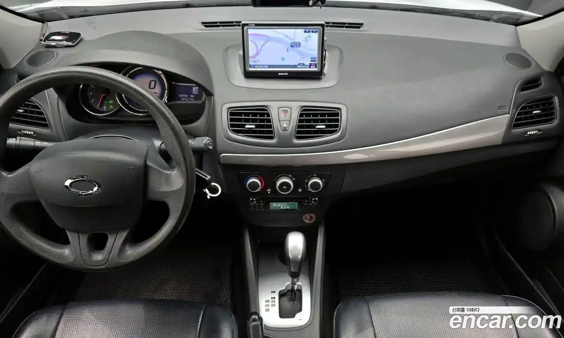 Renault SM3 2014 1.6 Автомат в Москве № 106034, фото 7