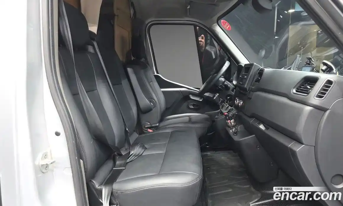 Renault Master 2020 2.3 Механическая в Москве № 106450, фото 11