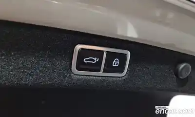 Hyundai Grandeur 2024 1.6 Автомат в Москве № 108063, миниатюра 5