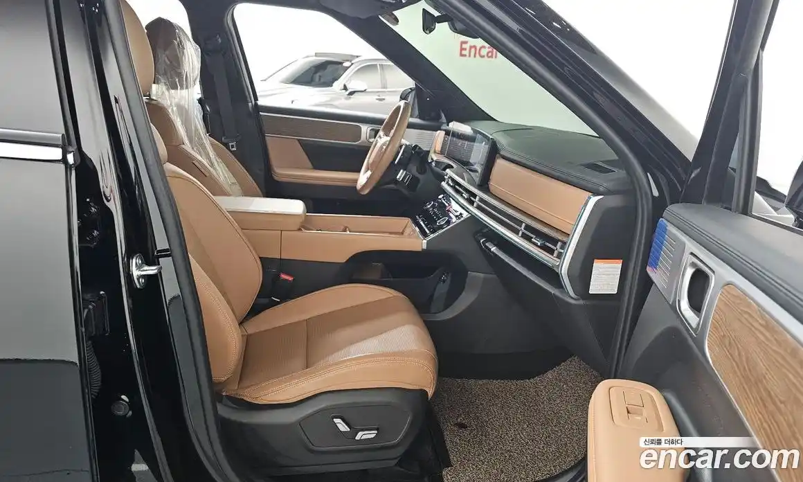 Hyundai Santa Fe 2025 1.6 Автомат в Москве № 108843, фото 3