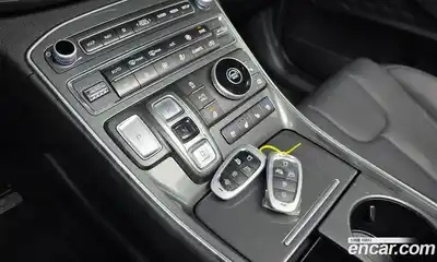 Hyundai Santa Fe, 2023