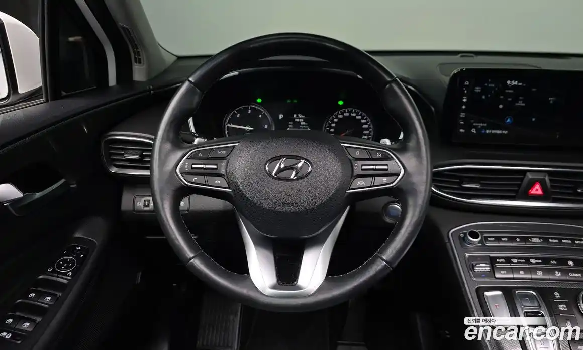 Hyundai Santa Fe 2023 2.2 Автомат в Москве № 109632, фото 19