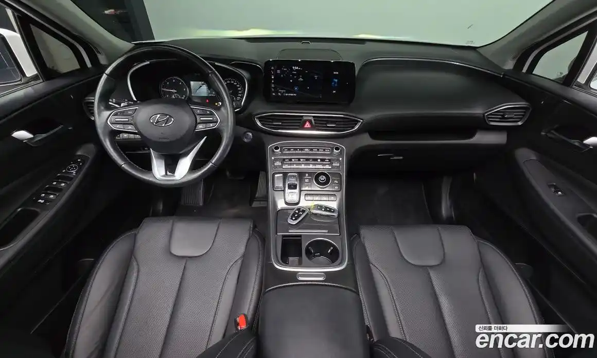 Hyundai Santa Fe 2023 2.2 Автомат в Москве № 109632, фото 5