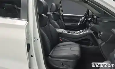 Hyundai Santa Fe 2023 2.2 Автомат в Москве № 109632, миниатюра 7