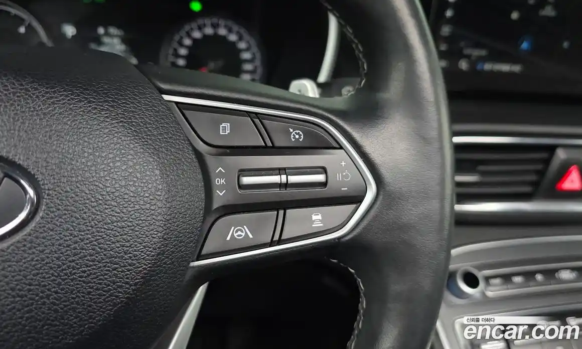 Hyundai Santa Fe 2023 2.2 Автомат в Москве № 109632, фото 10