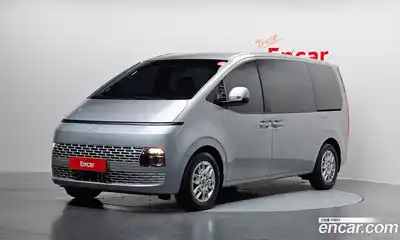 Hyundai Staria, 2025