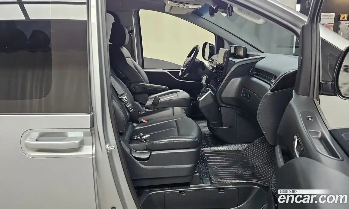 Hyundai Staria 2025 2.2 Автомат в Москве № 110028, фото 11