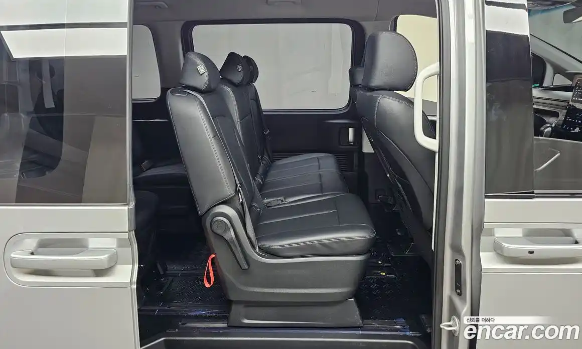 Hyundai Staria 2025 2.2 Автомат в Москве № 110028, фото 12