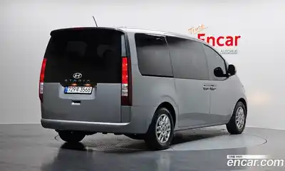 Hyundai Staria 2025 2.2 Автомат в Москве № 110028, миниатюра 2