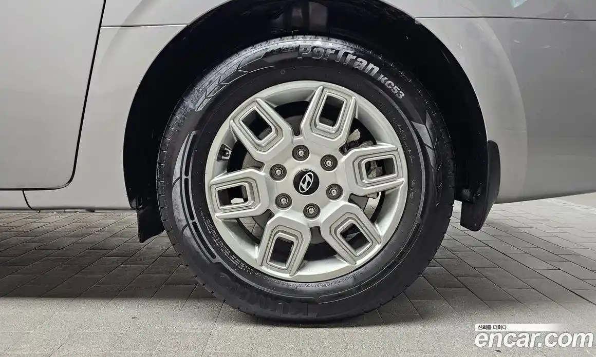 Hyundai Staria 2025 2.2 Автомат в Москве № 110028, фото 5