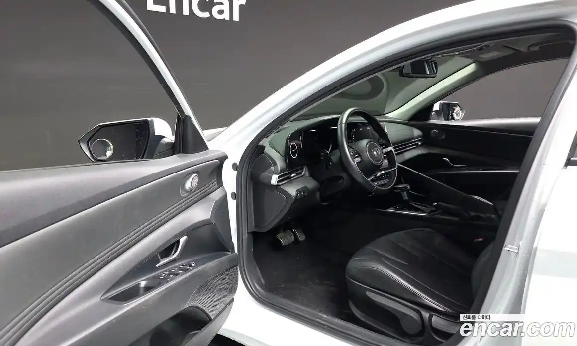 Hyundai Avante 2021 1.6 Автомат в Москве № 113055, фото 15