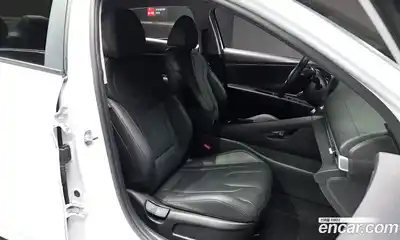 Hyundai Avante 2021 1.6 Автомат в Москве № 113055, миниатюра 2