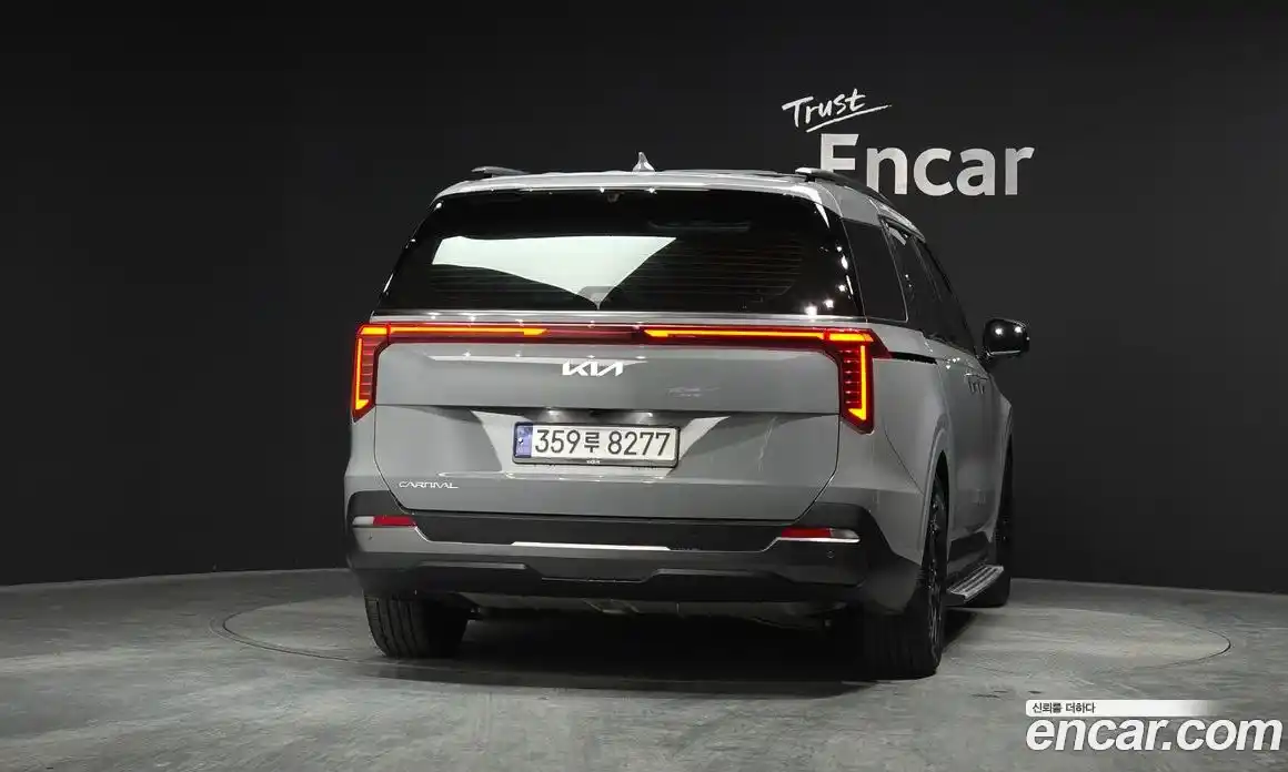 Kia Canival 2024 3.5 Автомат в Москве № 115138, фото 19