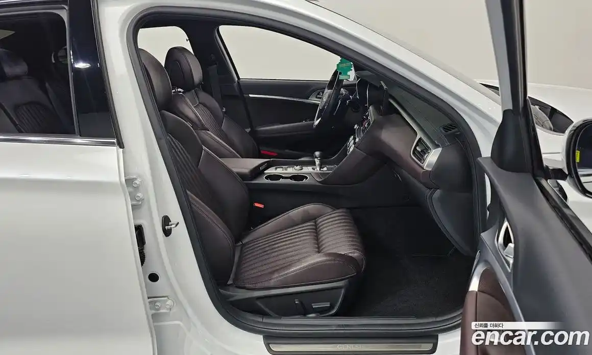 Genesis G70 2021 2.0 Автомат в Москве № 118238, фото 16