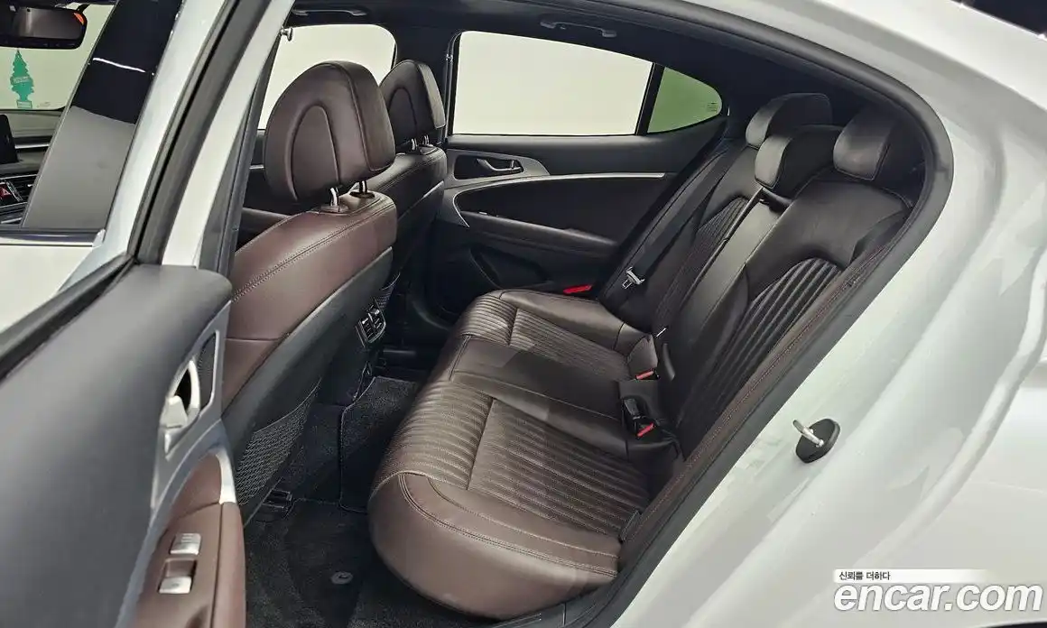 Genesis G70 2021 2.0 Автомат в Москве № 118238, фото 9