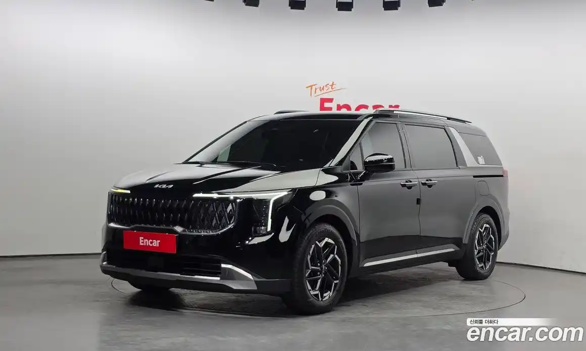 Kia Canival 2025 3.5 Автомат в Москве № 120898, фото 3