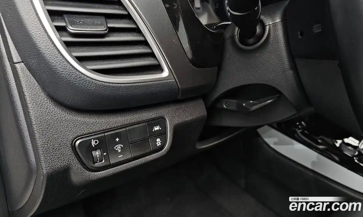 Kia Seltos 2023 1.6 Автомат в Москве № 121467, фото 16